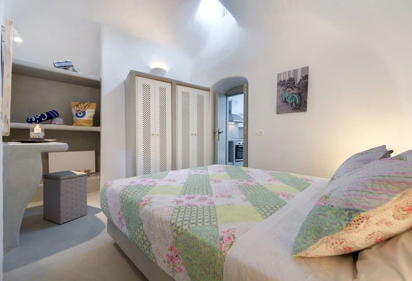 Nereids Villa Santorini