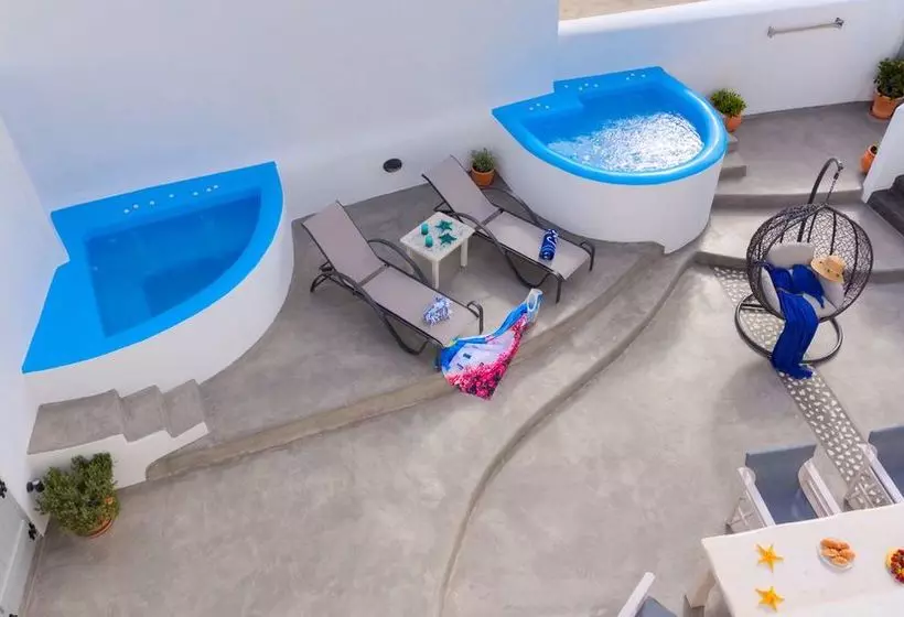 Nereids Villa Santorini