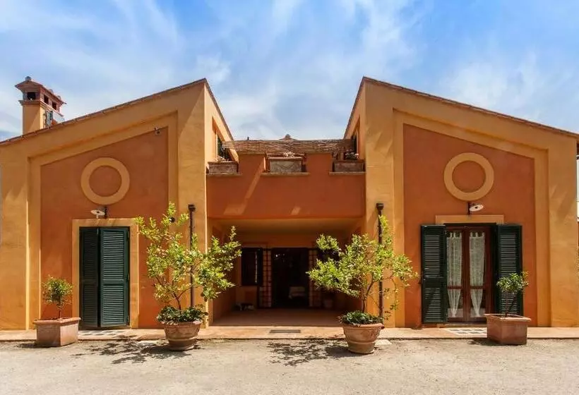هتل Agriturismo La Gismonda