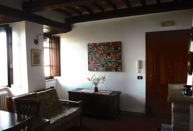 ホテル Castello Di Cisterna