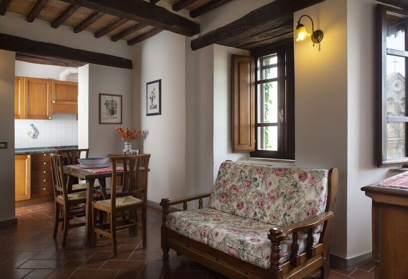 ホテル Castello Di Cisterna