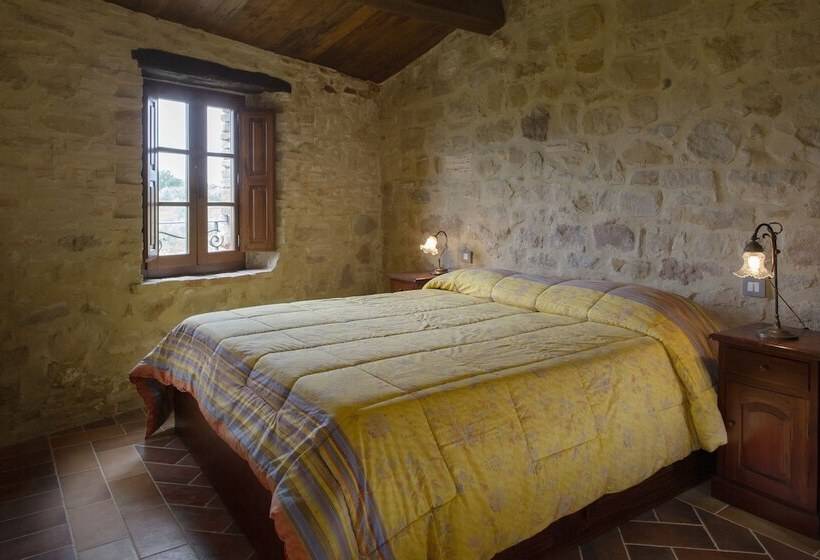 ホテル Castello Di Cisterna