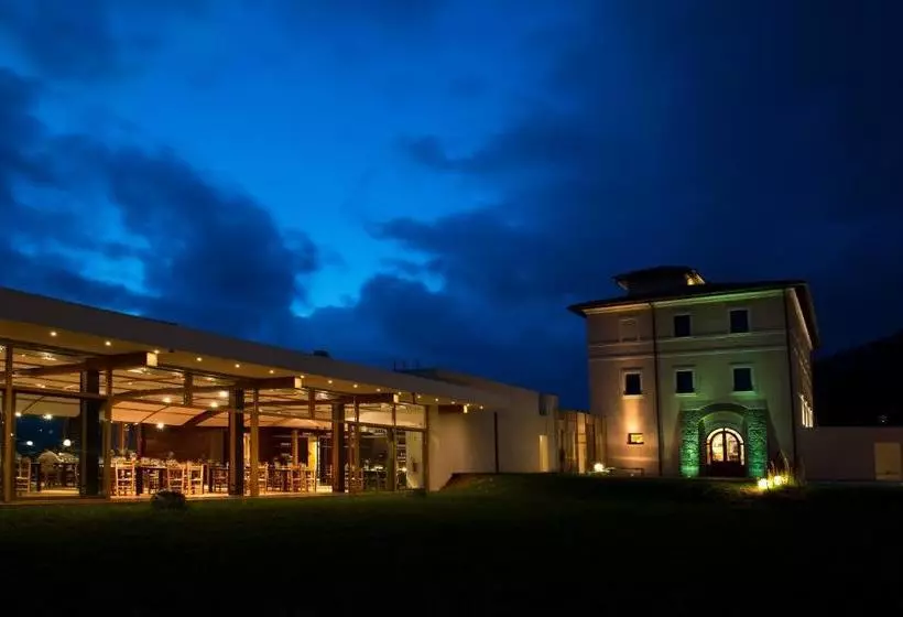 ホテル Cincinnato Wine Resort
