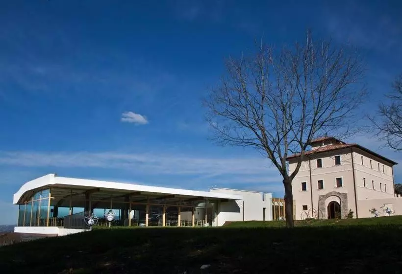 ホテル Cincinnato Wine Resort