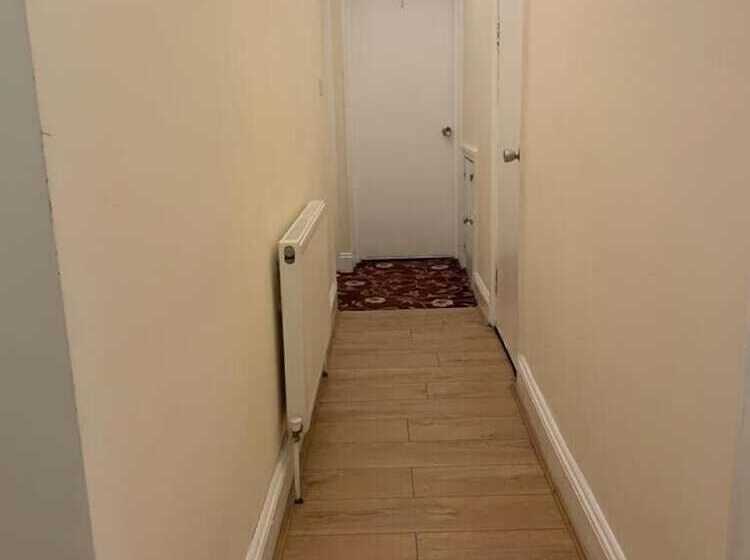 בית מלון כפרי City Lodge London