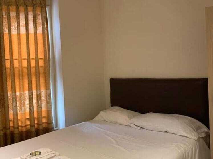 בית מלון כפרי City Lodge London