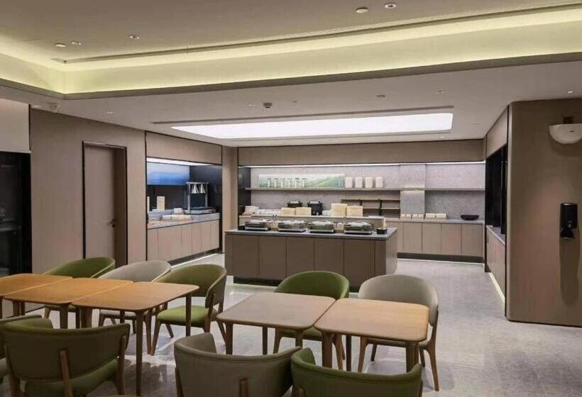 Ji Hotel Nanjing Jiangning University Town Hushan Road