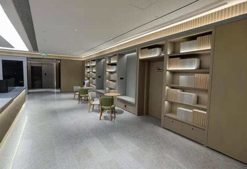 Ji Hotel Nanjing Jiangning University Town Hushan Road