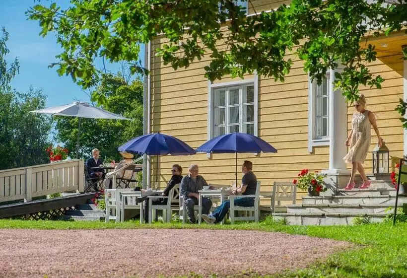 Hotelli Koivulan Kartano
