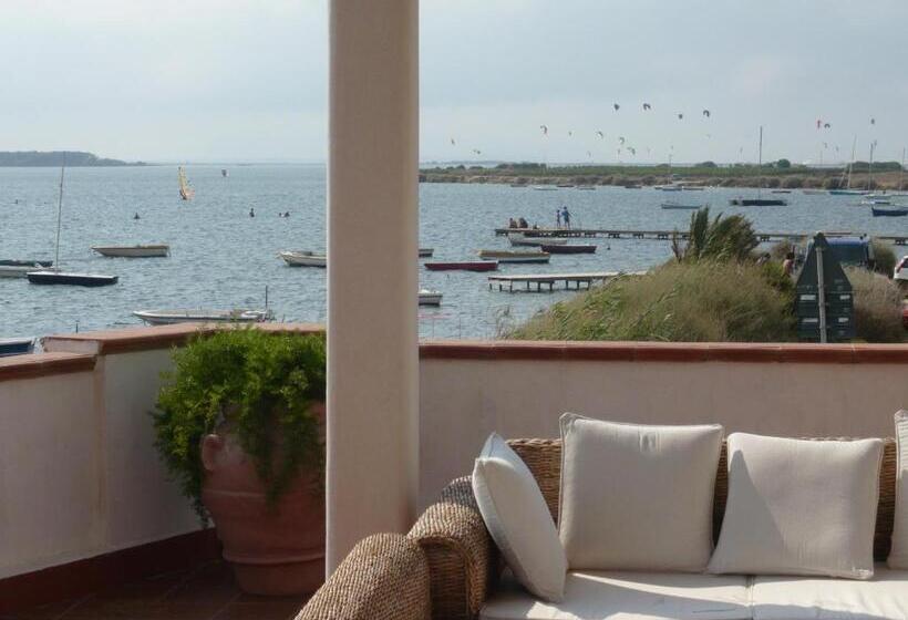 בית מלון כפרי Laguna Dei Fenici