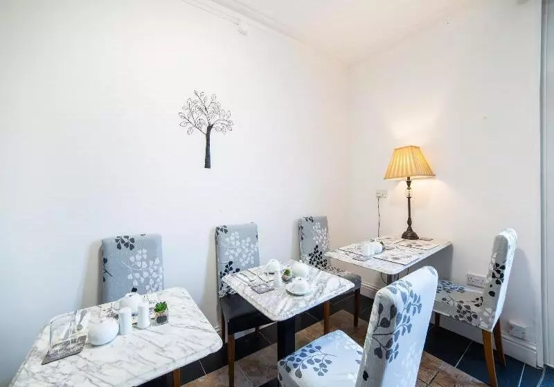 هتل Lina Guest House