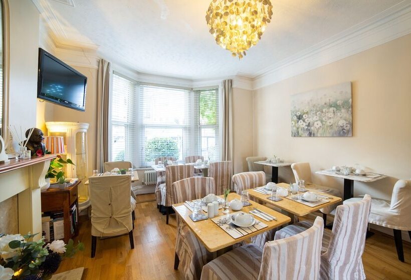 호텔 Lina Guest House