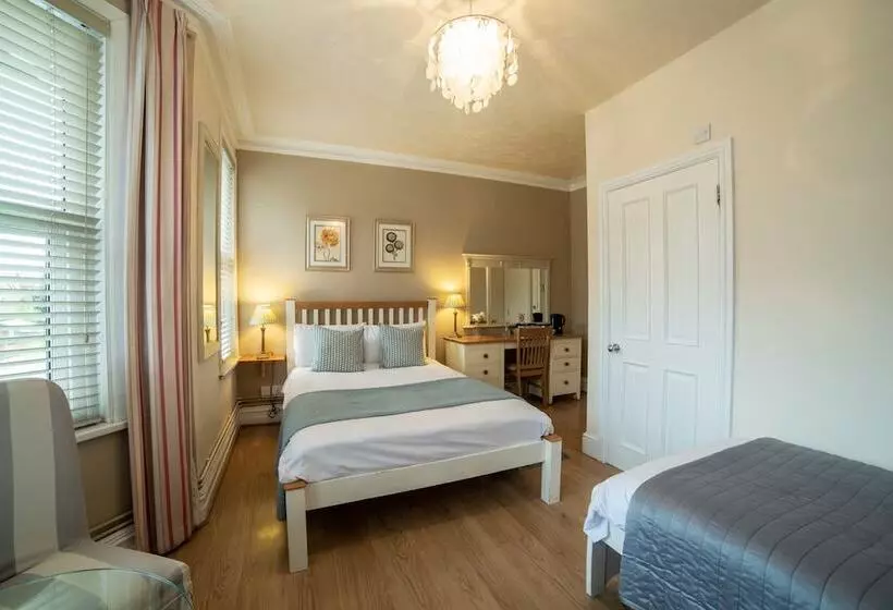 هتل Lina Guest House