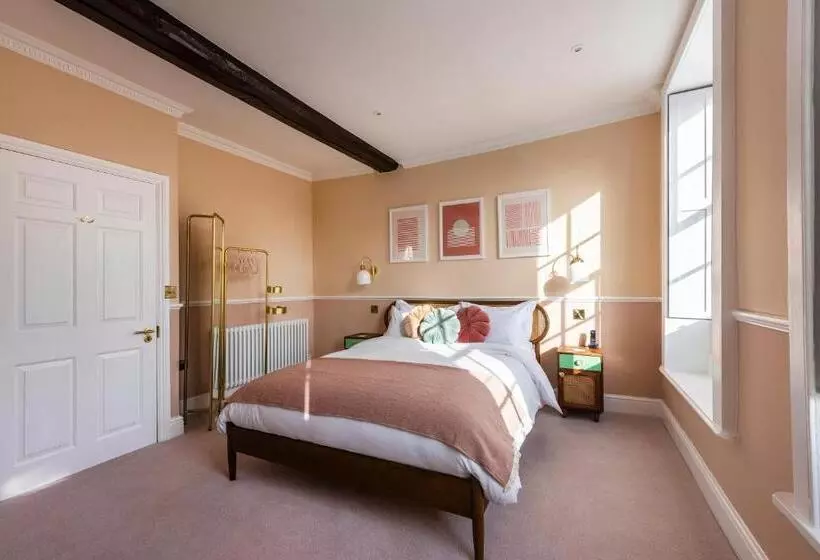 Hotelli The George