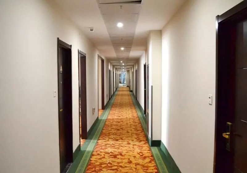 ホテル Greentree Inn Shandong Weihai Wendeng Baida Square Business