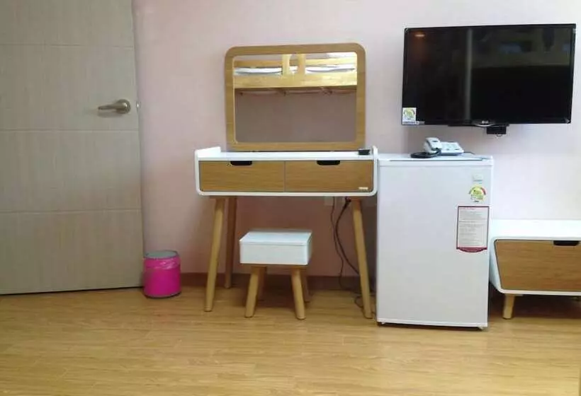 ユースホステル Jeju R Hotel & Guesthouse