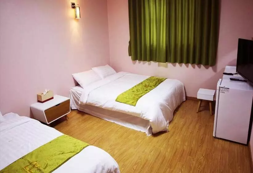 ユースホステル Jeju R Hotel & Guesthouse