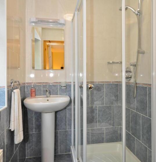 Bed and Breakfast Rowanville Lodge