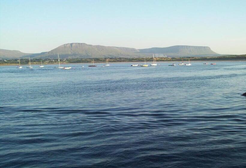 Bed and Breakfast Rowanville Lodge