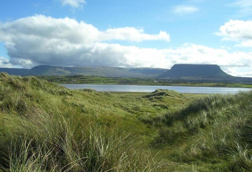 Bed and Breakfast Rowanville Lodge