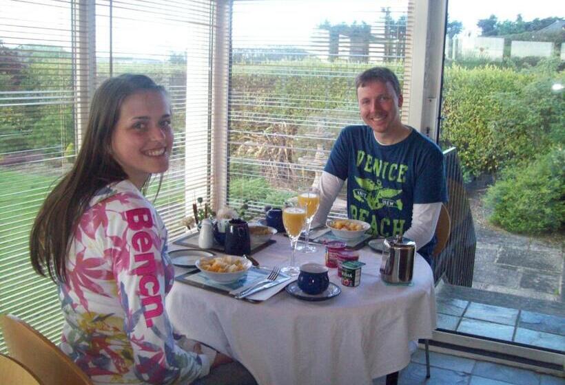 Bed and Breakfast Rowanville Lodge