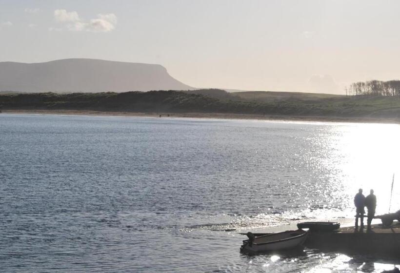 Bed and Breakfast Rowanville Lodge