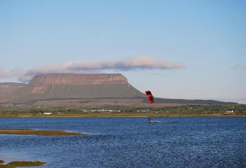 Bed and Breakfast Rowanville Lodge