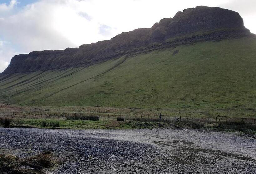 Bed and Breakfast Rowanville Lodge