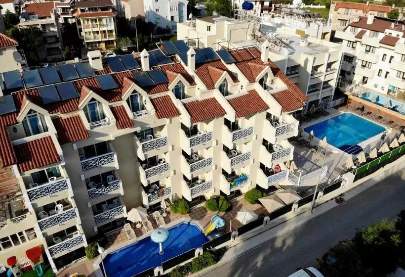Blue Palace Apart