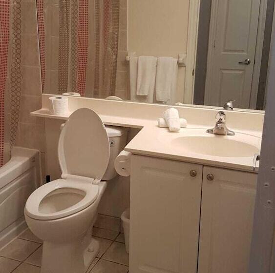 Deluxe Corner Suite   By Elite Suites