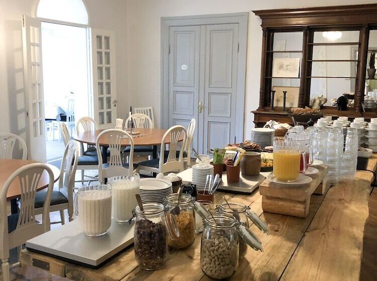 فندق فئة نجمة واحدة Sjöbo Gästgifvaregård