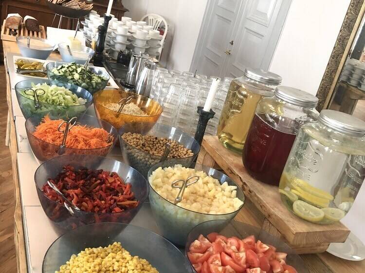 فندق فئة نجمة واحدة Sjöbo Gästgifvaregård