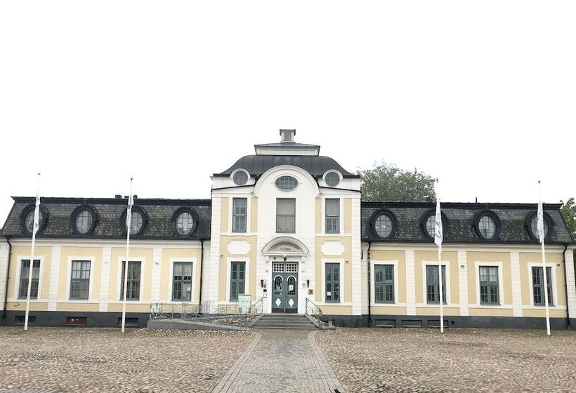 فندق فئة نجمة واحدة Sjöbo Gästgifvaregård