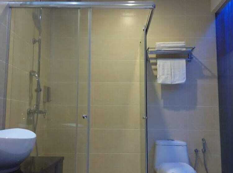 Отель Ampang Inn