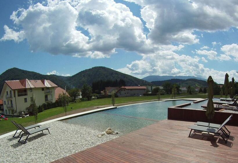 هتل Apartments & Wellness Skok