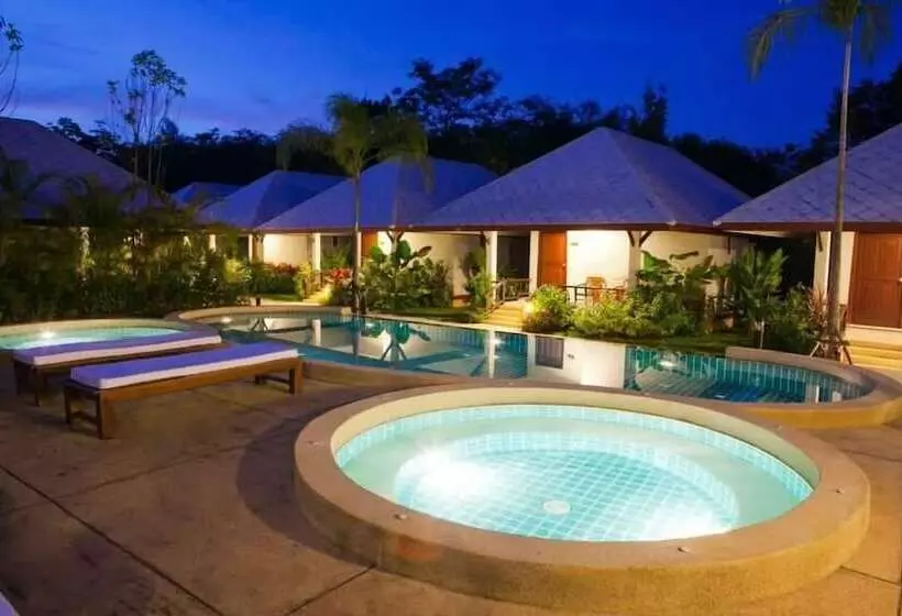 Hotelli Baan Chongfa Resort