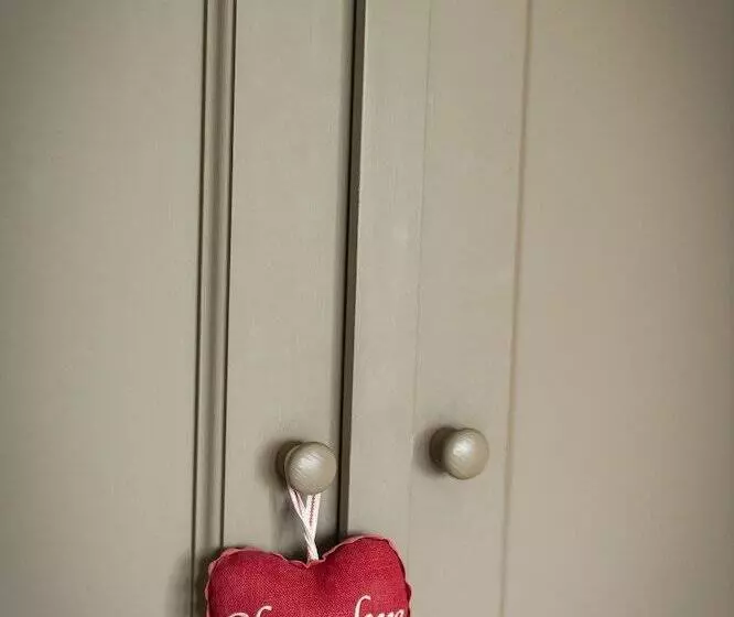 Hotelli B&b La Cereza