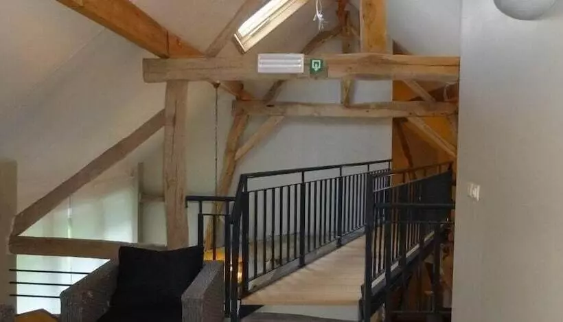 هتل B&b Rikkeshoeve