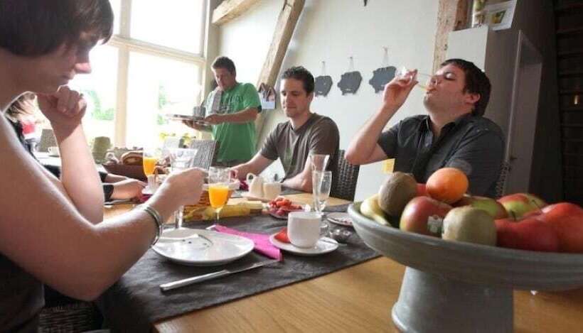 هتل B&b Rikkeshoeve