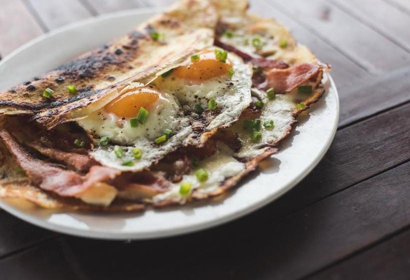 Отель Baan Soksan