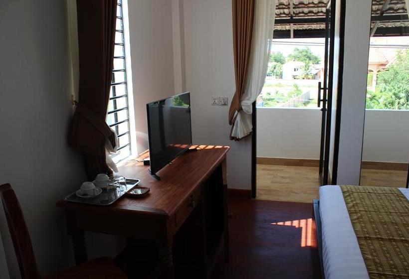 Отель Baan Soksan