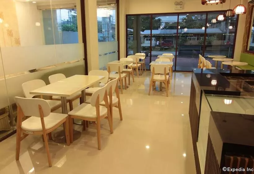 ホテル Casa Rafael Business Inn