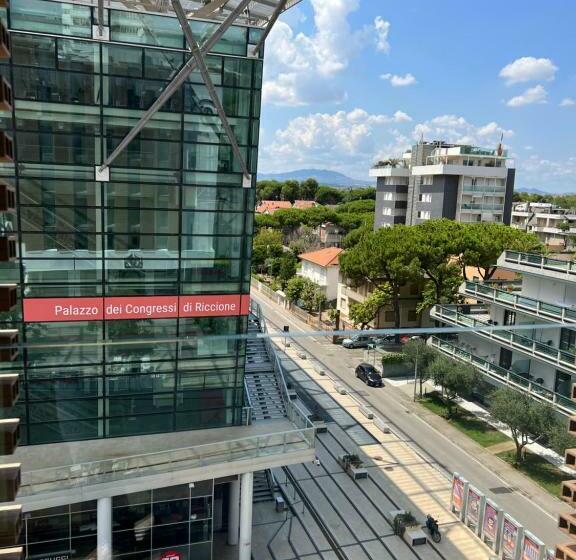 בית מלון כפרי Ceccarini 9 Home Suite Home