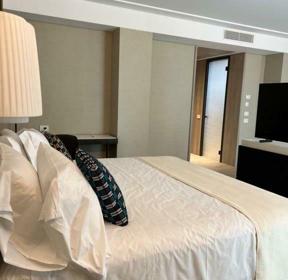 Hotel Ceccarini 9 Home Suite Home