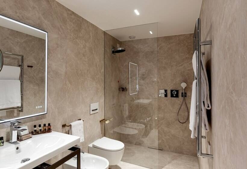 בית מלון כפרי Ceccarini 9 Home Suite Home