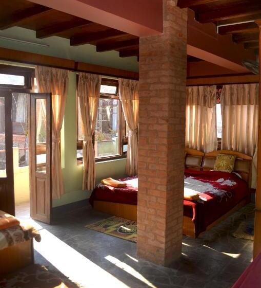 هتل Golden Gate Guest House