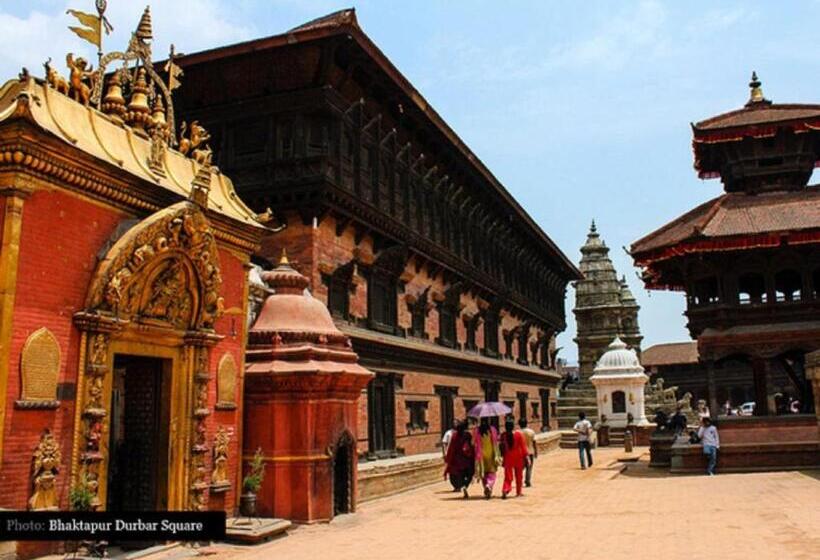 هتل Golden Gate Guest House