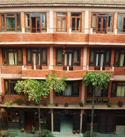 هتل Golden Gate Guest House