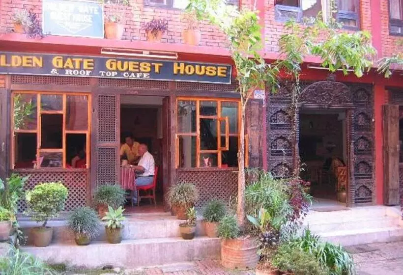 هتل Golden Gate Guest House