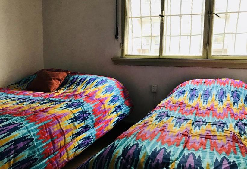 هتل Lacandona Hostel